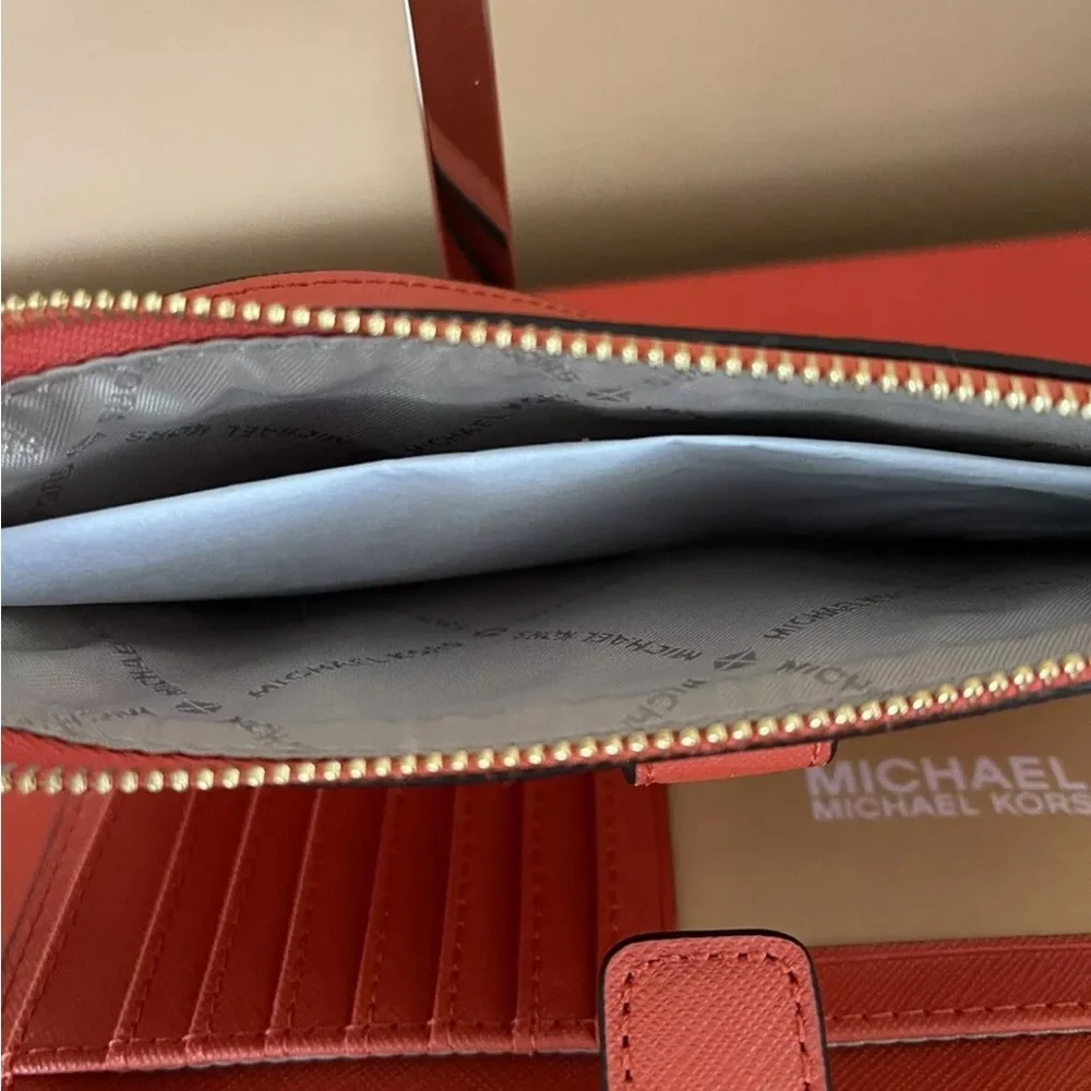 Michael Kors Jet Set Travel Wristlet Clutch Vibrant Red/Orange